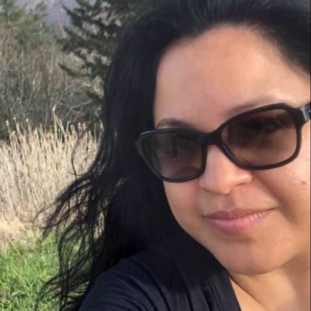 Meet your Posher, Lorena